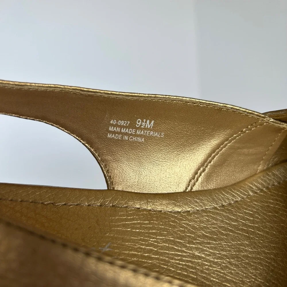 Easy‎ Street Gold Slingback Sandals Women's 9.5M Metallic Comfort Dress Shoes